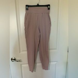Lululemon joggers/sweatpants